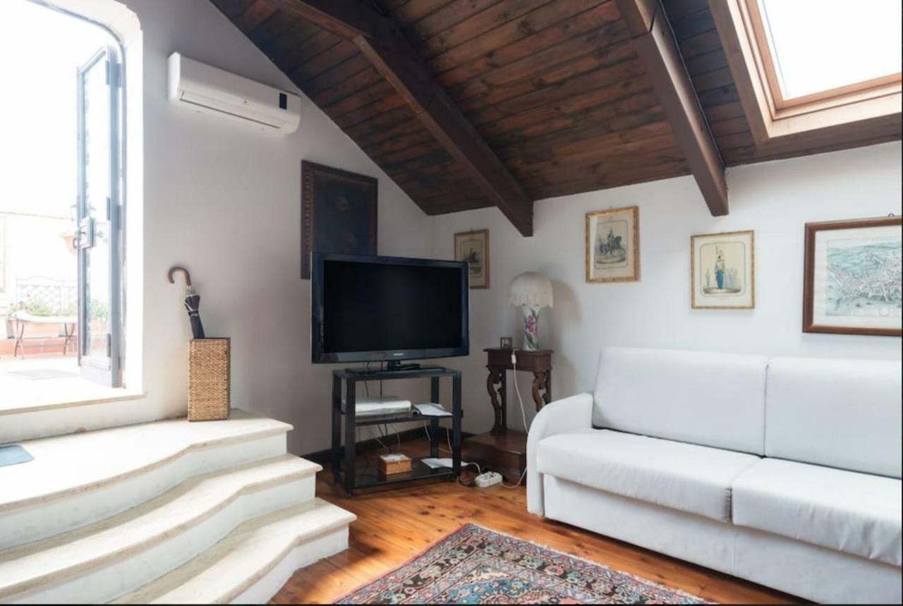 ナポリDuomo Terraceアパートメント エクステリア 写真